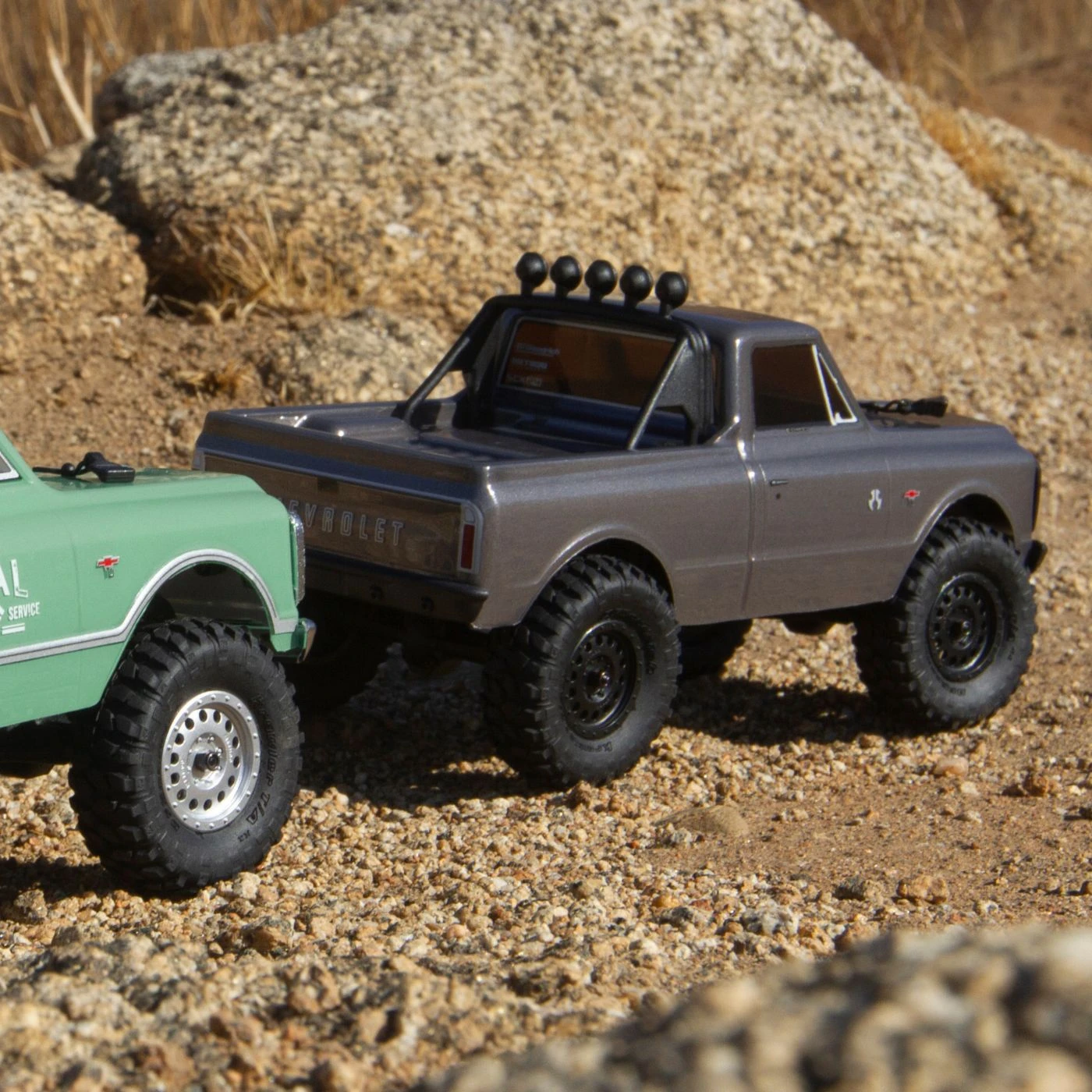 Axial Racing 1/24 SCX24 1967 Chevrolet C10 4WD Truck Brushed RTR, Silver 10 Axial Racing 1/24 SCX24 1967 Chevrolet C10 4WD Truck Brushed RTR, Silver - Image 8