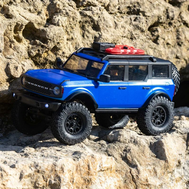 Axial 1/24 SCX24 2021 Ford Bronco 4WD Truck Brushed RTR, Blue 4 Axial 1/24 SCX24 2021 Ford Bronco 4WD Truck Brushed RTR, Blue - Image 2