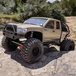 Axial 1/6 SCX6 Trail Honcho 4WD RTR, Sand $200 OFF - FATHER'S DAY SALE! VALID: JUN2-JUN18 -Airplanes Store AXI05001T2 A27 OPEIY22U