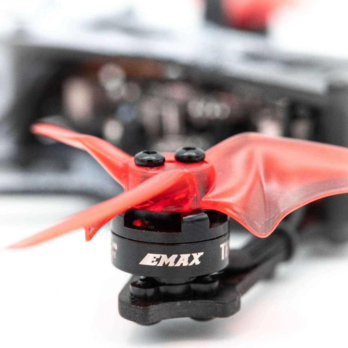 EMAX TINYHAWK II FREESTYLE - FPV DRONE F4 5A 7000KV RUNCAM NANO2 700TVL 37CH 25/100/200MW VTX 2S - FRSKY BNF 8 EMAX TINYHAWK II FREESTYLE - FPV DRONE F4 5A 7000KV RUNCAM NANO2 700TVL 37CH 25/100/200MW VTX 2S - FRSKY BNF - Image 6